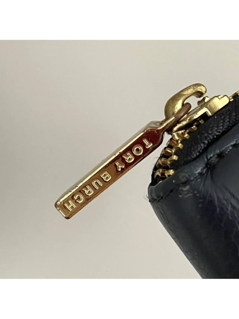 Tory Burch Blue Stacked T Continental Long Wallet - zips around!